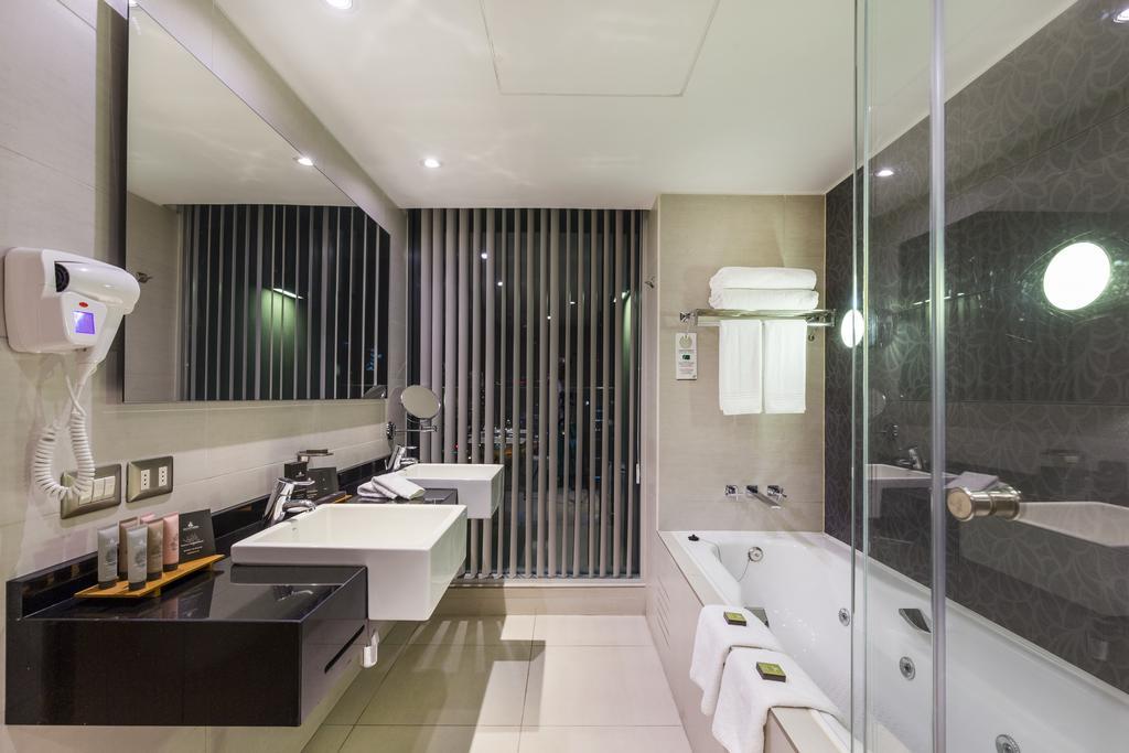 Suite King con Vasca Idromassaggio e Balcone